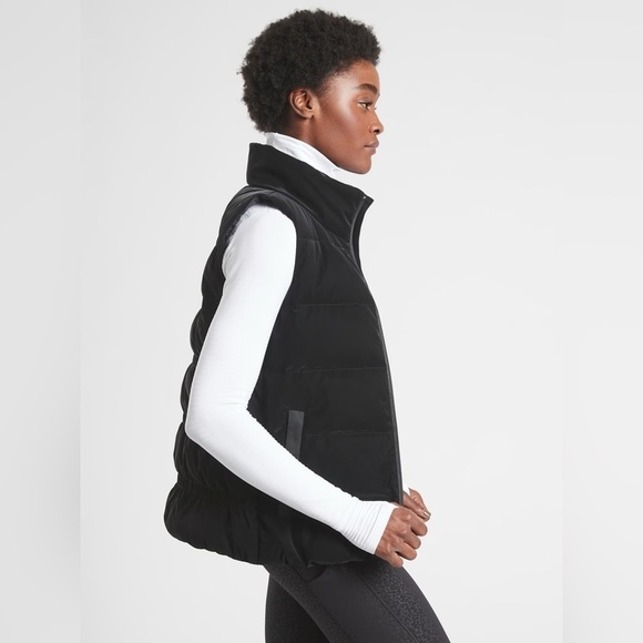 Athleta Venice Odyssey Down Vest, Black, Size S - Picture 1 of 9